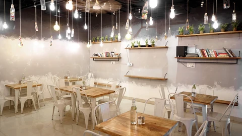 Có nên tận dụng mặt bằng nhà để kinh doanh quán cà phê